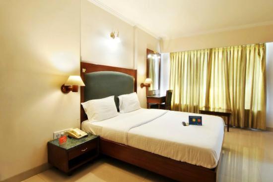 Hotel Lotus Pune Zewnętrze zdjęcie